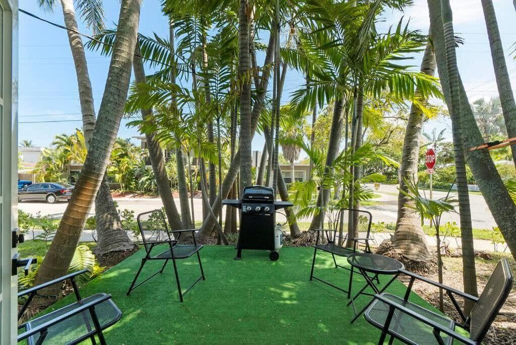 Walk To Las Olas Banyan Room Palm Paradise Inn Fort Lauderdale Dış mekan fotoğraf