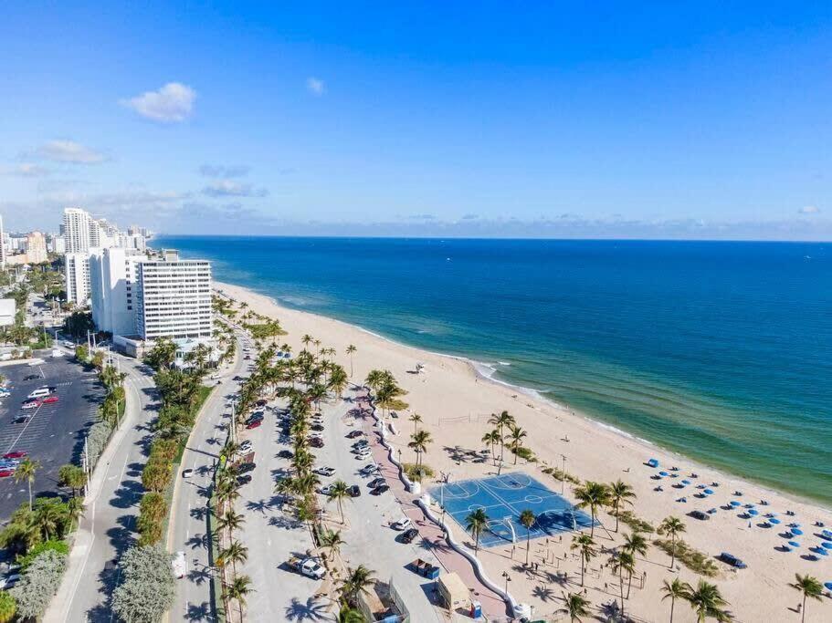 Walk To Las Olas Banyan Room Palm Paradise Inn Fort Lauderdale Dış mekan fotoğraf