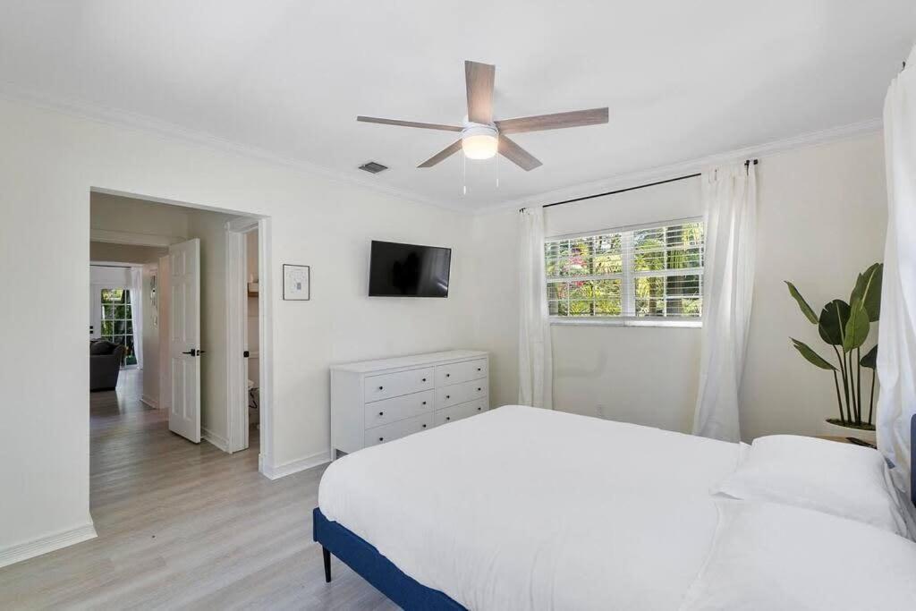 Walk To Las Olas Banyan Room Palm Paradise Inn Fort Lauderdale Dış mekan fotoğraf